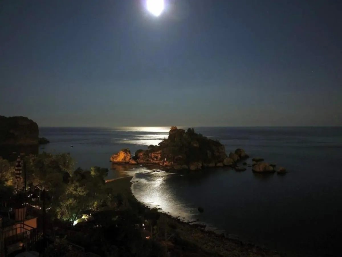 Beautiful Apartment Taormina
